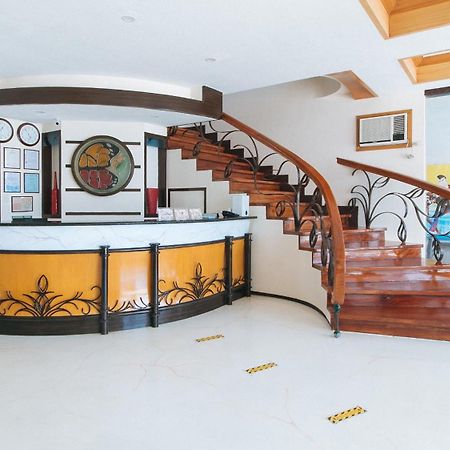 Reddoorz Premium @ Nick Hotel Gerona Tarlac Tarlac City Exterior foto