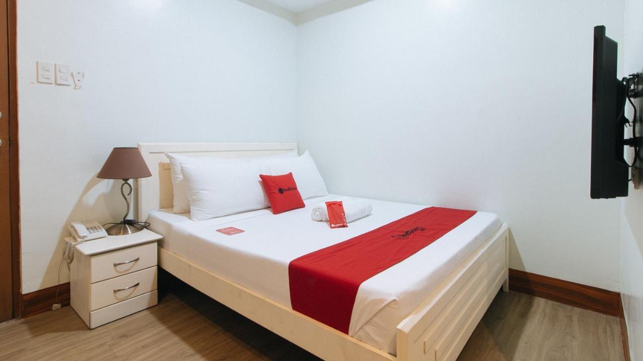 Reddoorz Premium @ Nick Hotel Gerona Tarlac Tarlac City Exterior foto