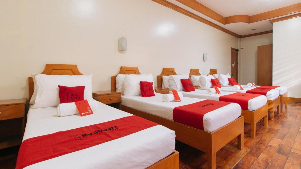 Reddoorz Premium @ Nick Hotel Gerona Tarlac Tarlac City Exterior foto